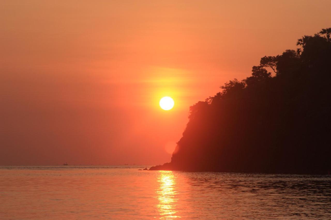 Coconut Beach Bungalows & Warung 2 آميدْ المظهر الخارجي الصورة