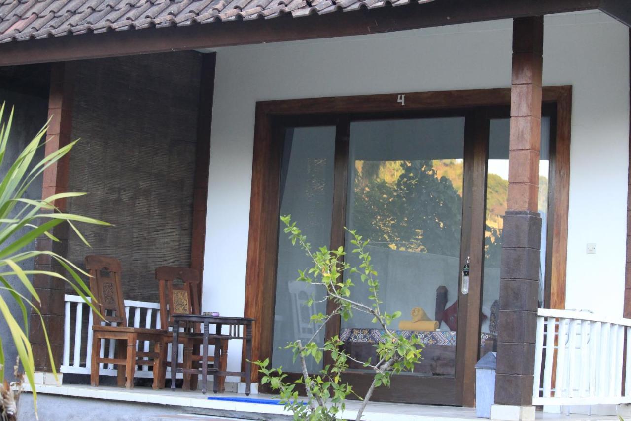 Coconut Beach Bungalows & Warung 2 آميدْ المظهر الخارجي الصورة