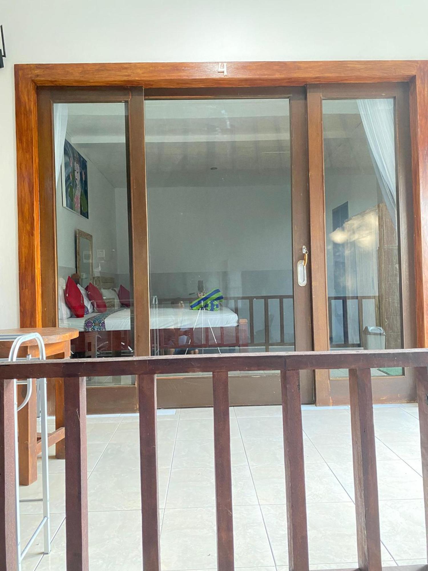 Coconut Beach Bungalows & Warung 2 آميدْ المظهر الخارجي الصورة