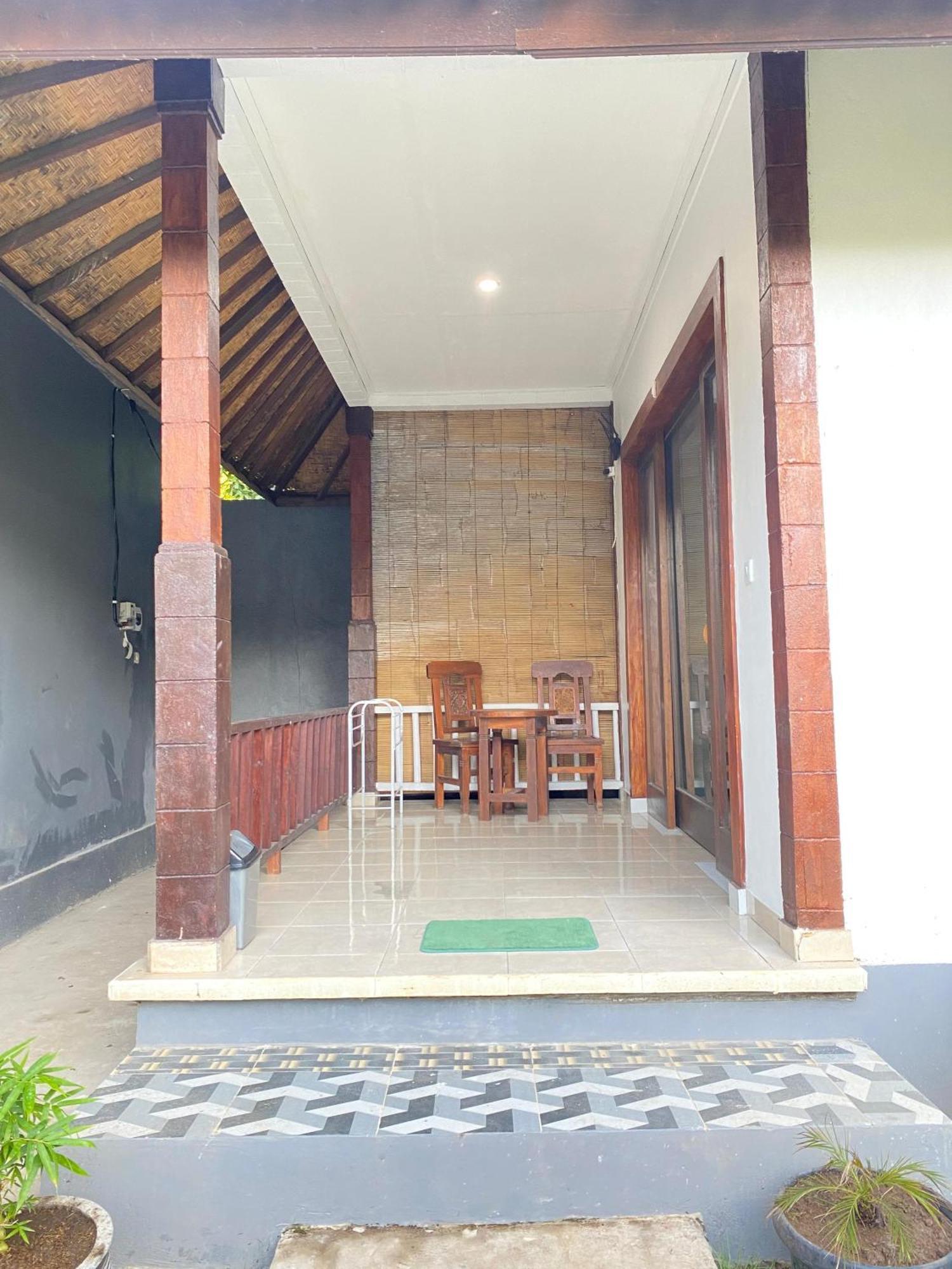 Coconut Beach Bungalows & Warung 2 آميدْ المظهر الخارجي الصورة